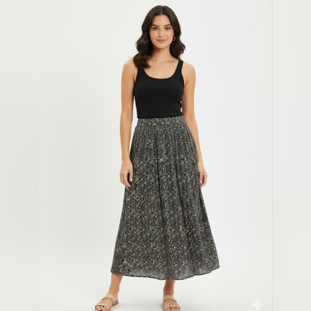 Anne Carson Monochrome Floral A-Line Skirt